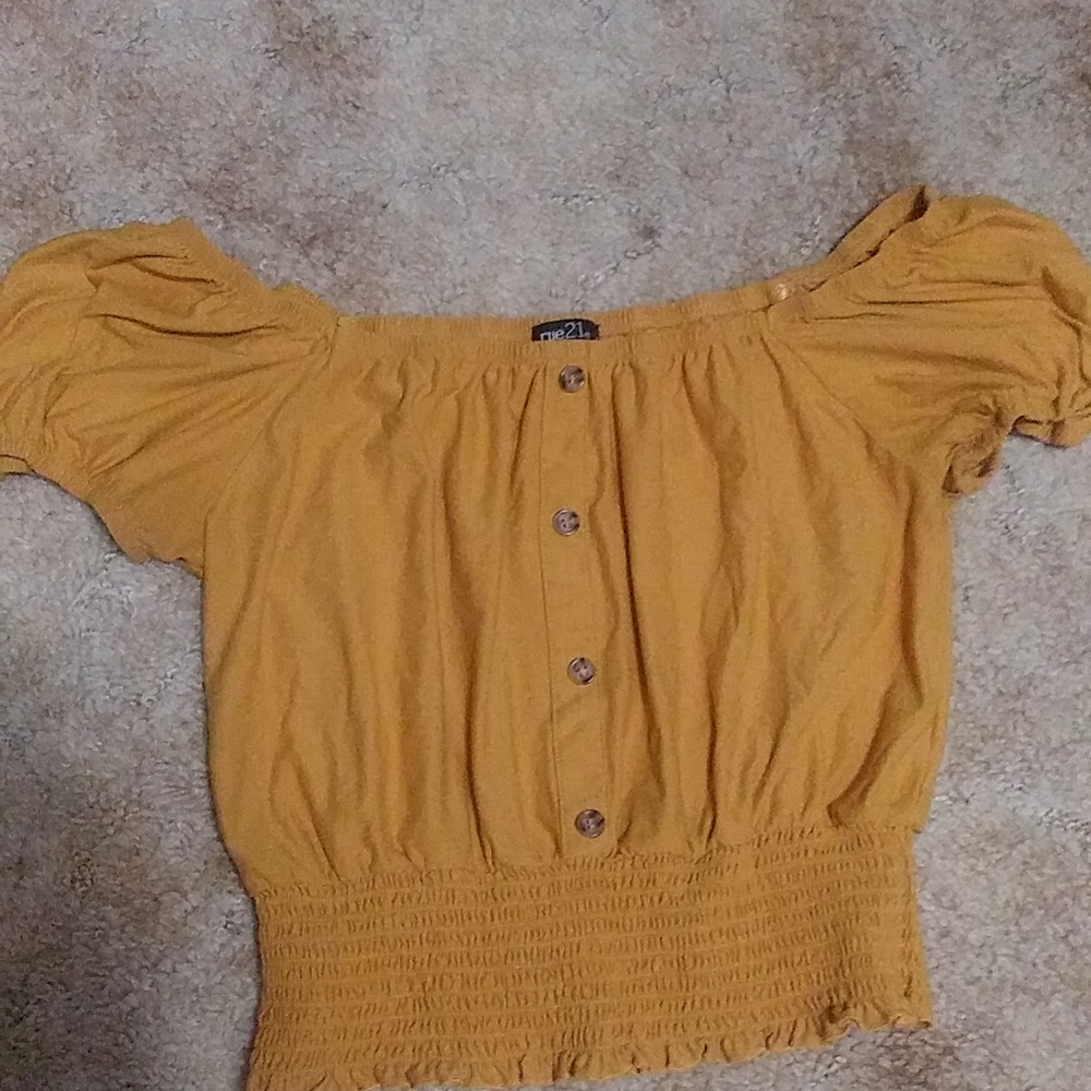 Gold/yellow crop top